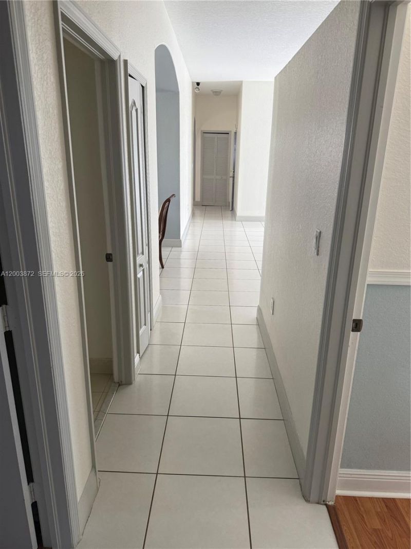 17460 NW 89th Ave, Hialeah, FL 33018 Photo