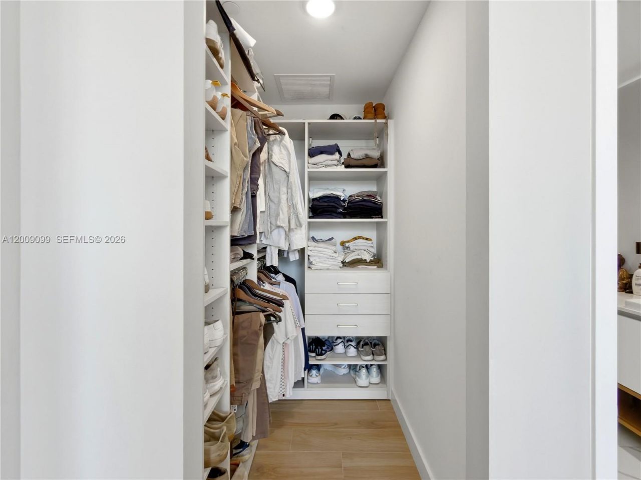 2678 Tigertail , Unit 1603, Miami, FL 33133 Photo