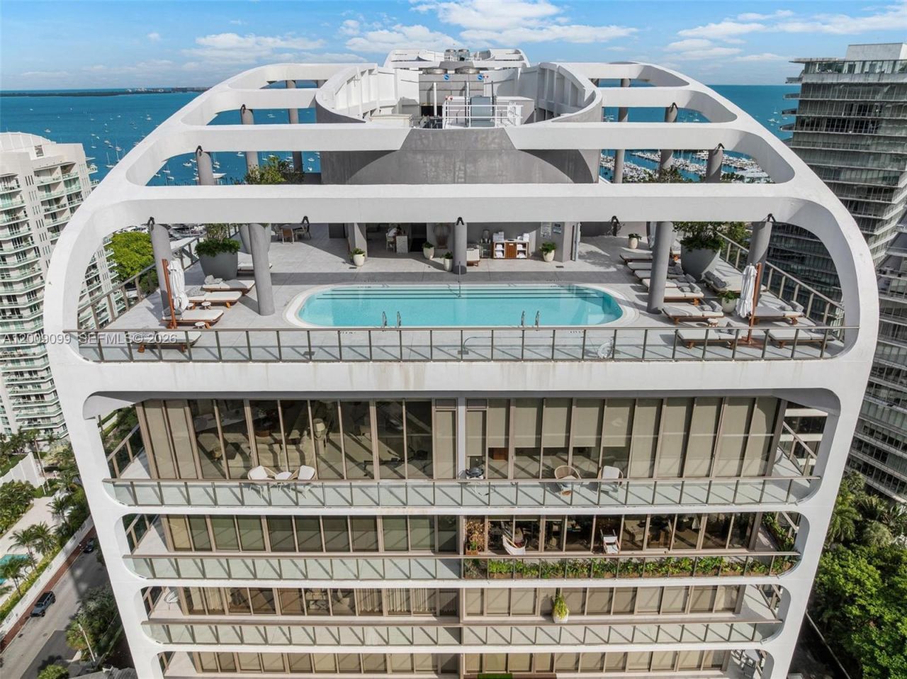 2678 Tigertail, Unit 1603, Miami, FL 33133 Photo