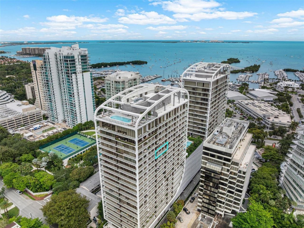 2678 Tigertail, Unit 1603, Miami, FL 33133 Photo