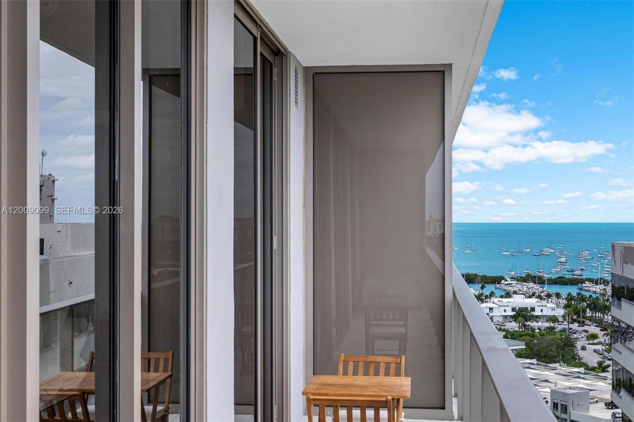 2678 Tigertail, Unit 1603, Miami, FL 33133 Photo