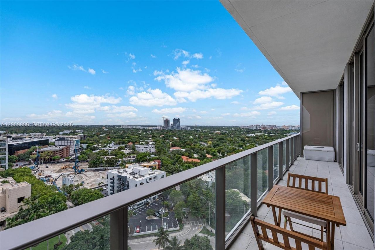 2678 Tigertail, Unit 1603, Miami, FL 33133 Photo
