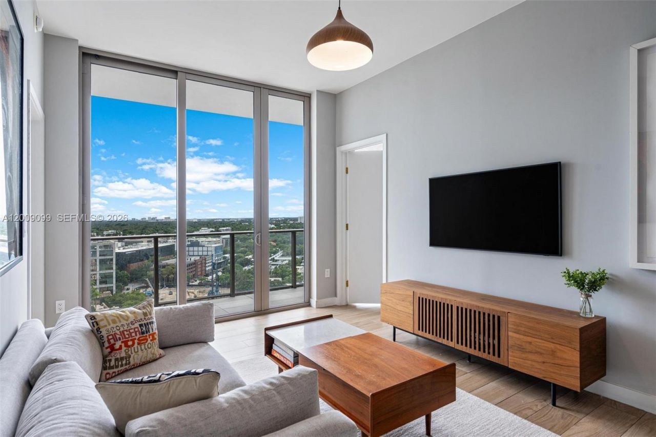 2678 Tigertail, Unit 1603, Miami, FL 33133 Photo