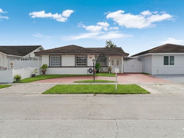 5673 SW 149th Ave , Miami, FL 33193