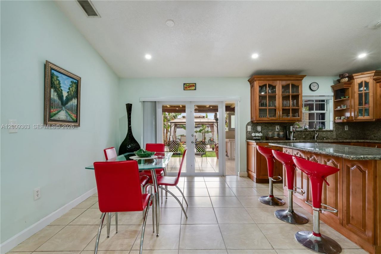 5673 SW 149th Ave, Miami, FL 33193 Photo
