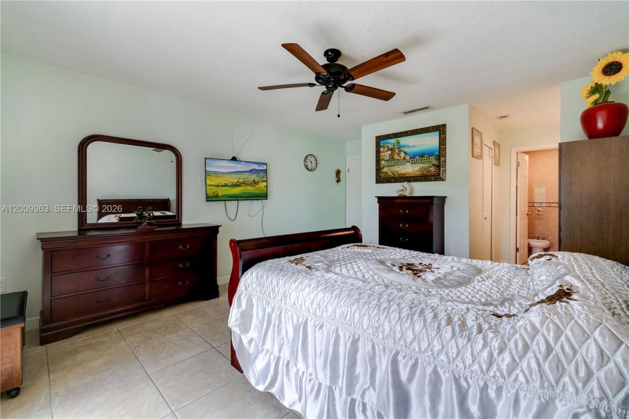 5673 SW 149th Ave, Miami, FL 33193 Photo