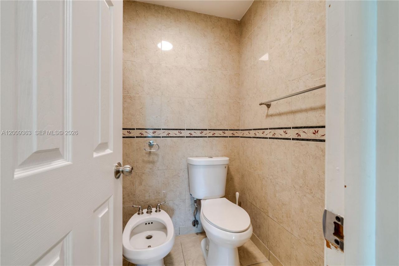 5673 SW 149th Ave, Miami, FL 33193 Photo