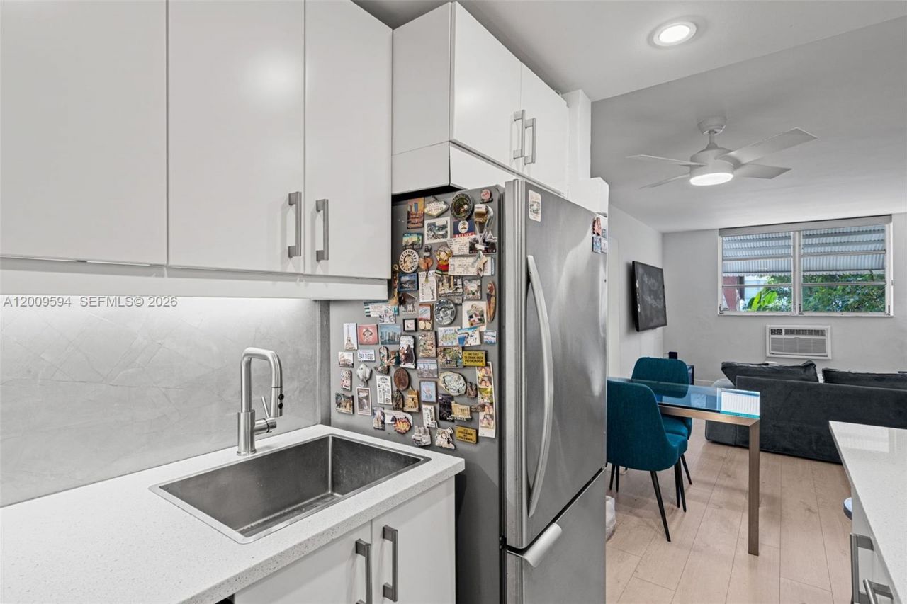 915 Jefferson Ave , Unit 2E, Miami Beach, FL 33139 Photo