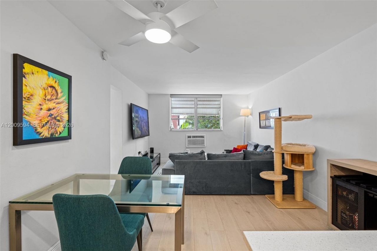 915 Jefferson Ave , Unit 2E, Miami Beach, FL 33139 Photo