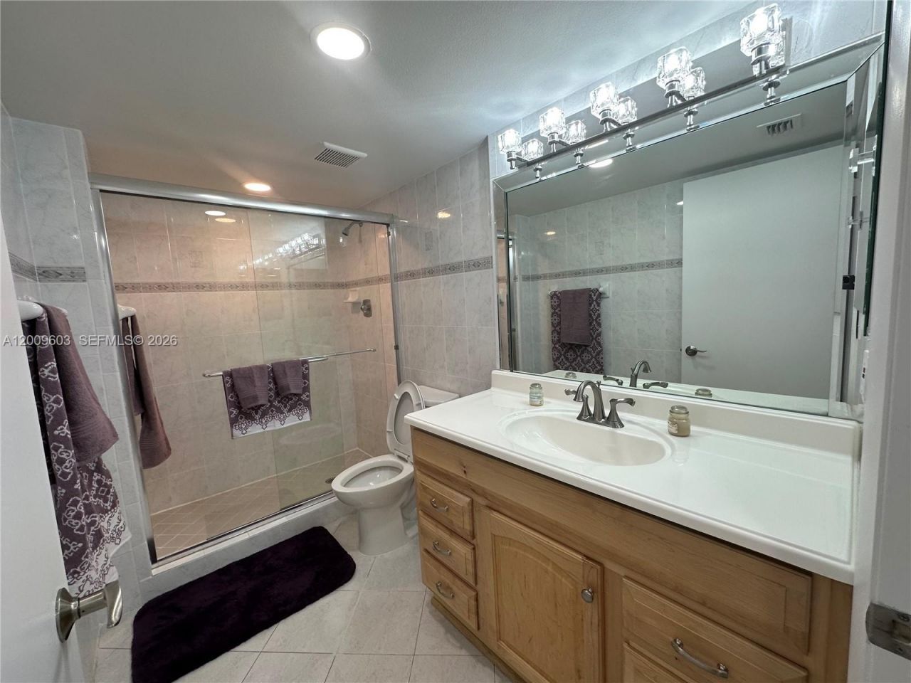 2555 Collins Ave , Unit 1403, Miami Beach, FL 33140 Photo