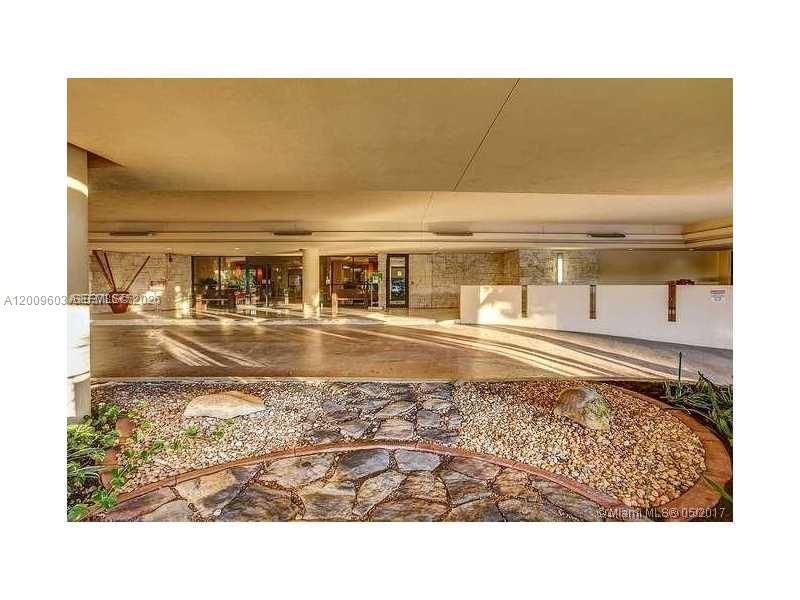 2555 Collins Ave , Unit 1403, Miami Beach, FL 33140 Photo