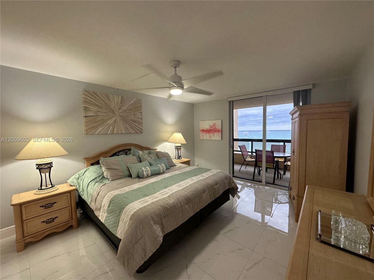 2555 Collins Ave , Unit 1403, Miami Beach, FL 33140 Photo