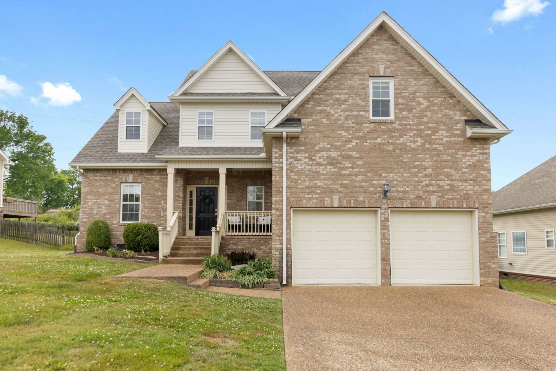 3992 Kristen St, Spring Hill, TN 37174 Main Photo
