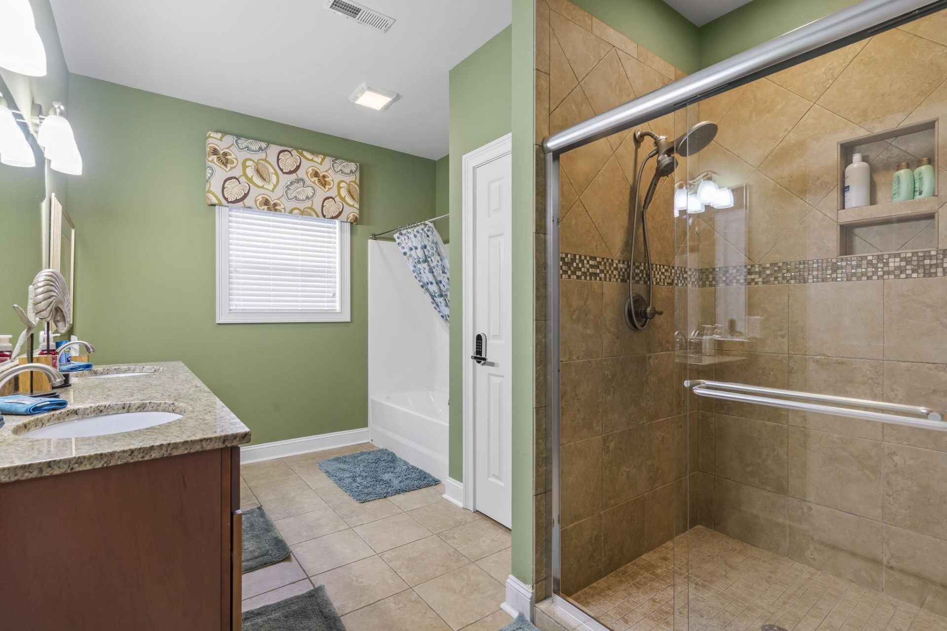 721 Ashland Ave. Photo 20