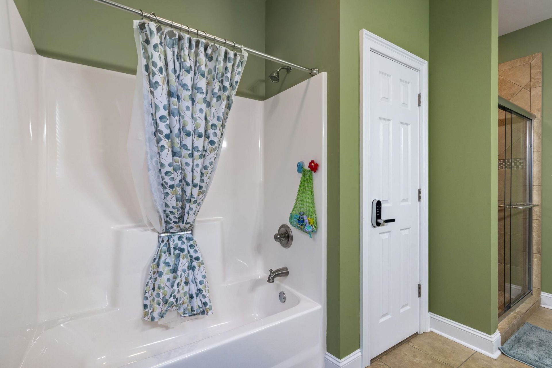 721 Ashland Ave. Photo 23