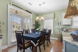 721 Ashland Ave. photo 4