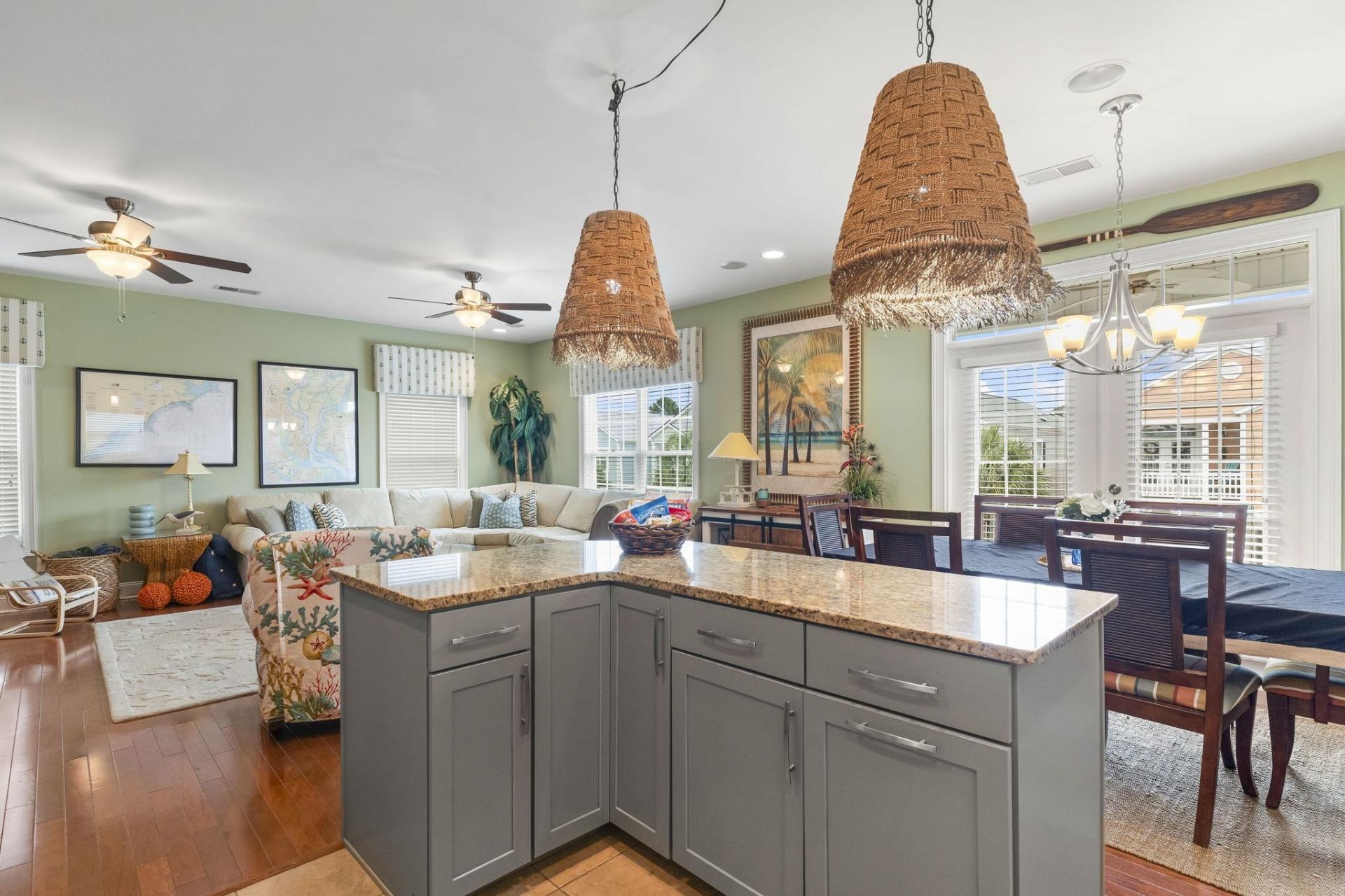 721 Ashland Ave. Photo 8