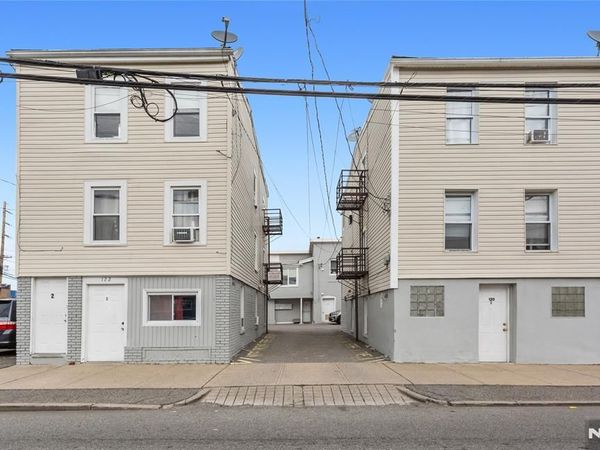 120-122 Lodi, HACKENSACK, NJ 07601