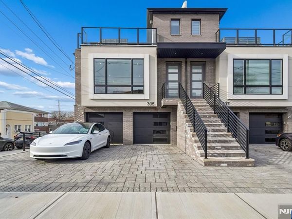 305 8th Street 2, Unit 2, FAIRVIEW, NJ 07022
