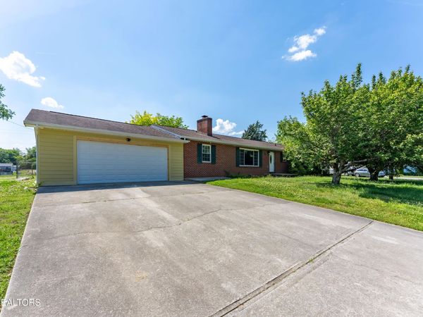 209 Chaho Rd, Knoxville, TN 37934