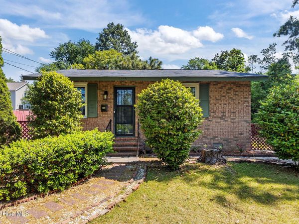 1255 W Illinois Avenue , Southern Pines, NC 28387