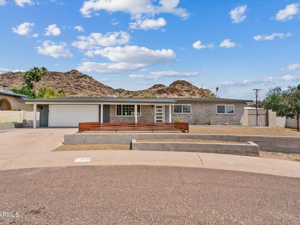 8515 N 13th Place, Phoenix, AZ 85020