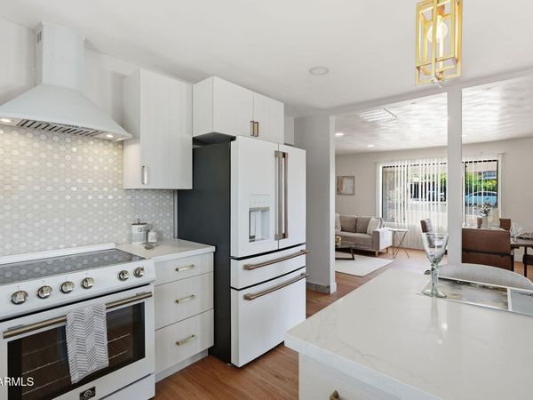 1502 E HATCHER Road, Phoenix, AZ 85020