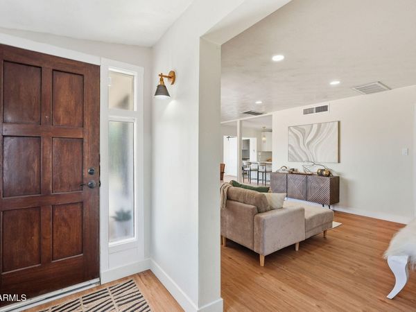 1502 E HATCHER Road, Phoenix, AZ 85020