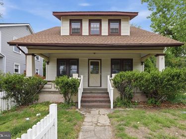 431 ALBANY AVENUE, HADDON TOWNSHIP, NJ 08108