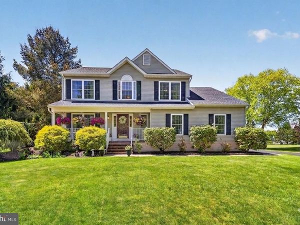 15 ANNIE LANE, ROBBINSVILLE, NJ 08691