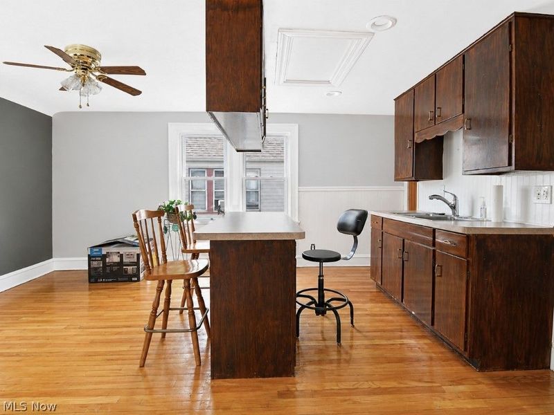 18308 East Park Drive , Cleveland, OH 44119 Photo 26