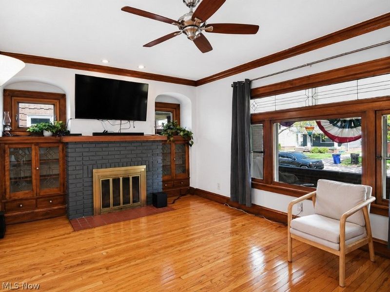 18308 East Park Drive , Cleveland, OH 44119 Photo 7