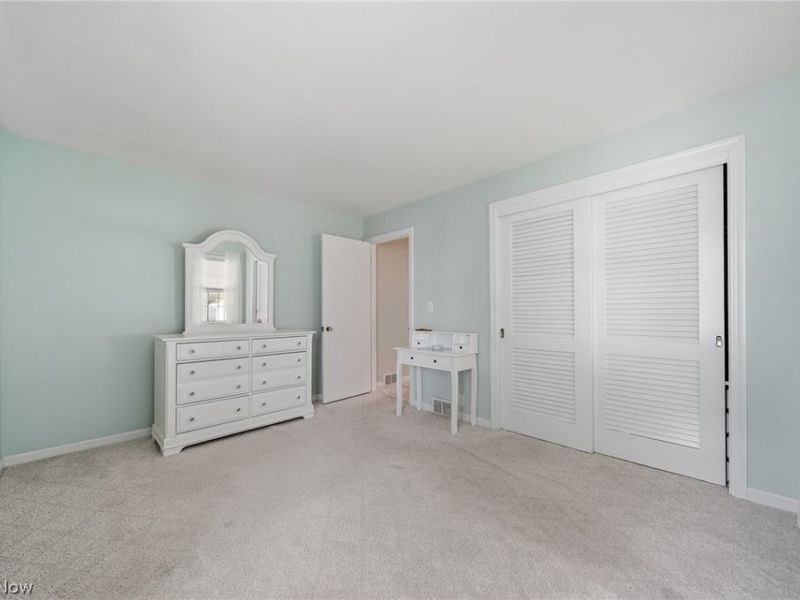 8885 Louisville Street , Louisville, OH 44641 Photo 16