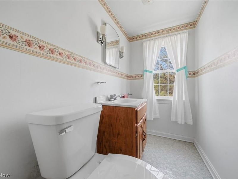 8885 Louisville Street , Louisville, OH 44641 Photo 29