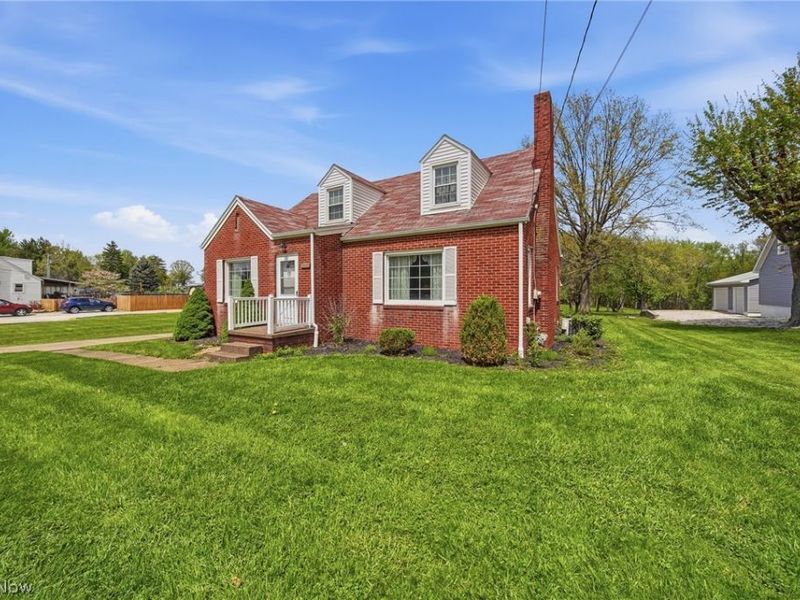 8885 Louisville Street , Louisville, OH 44641 Photo 3