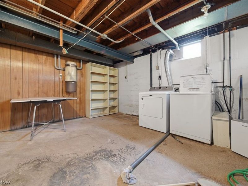 8885 Louisville Street , Louisville, OH 44641 Photo 32