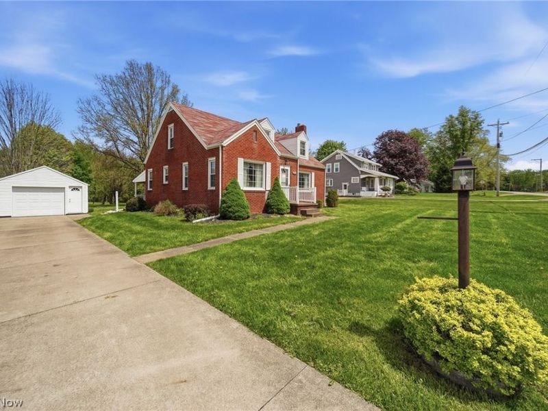 8885 Louisville Street , Louisville, OH 44641 Photo 4