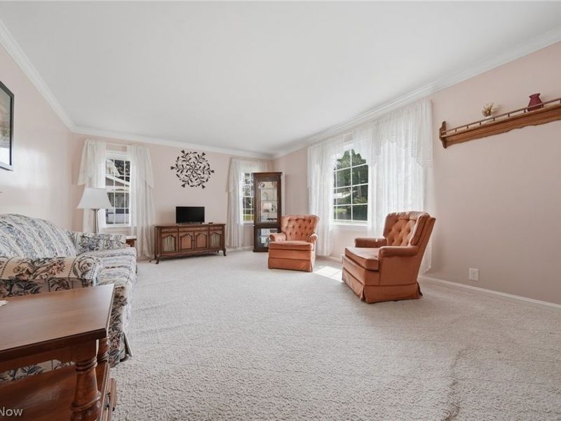 8885 Louisville Street , Louisville, OH 44641 Photo 7