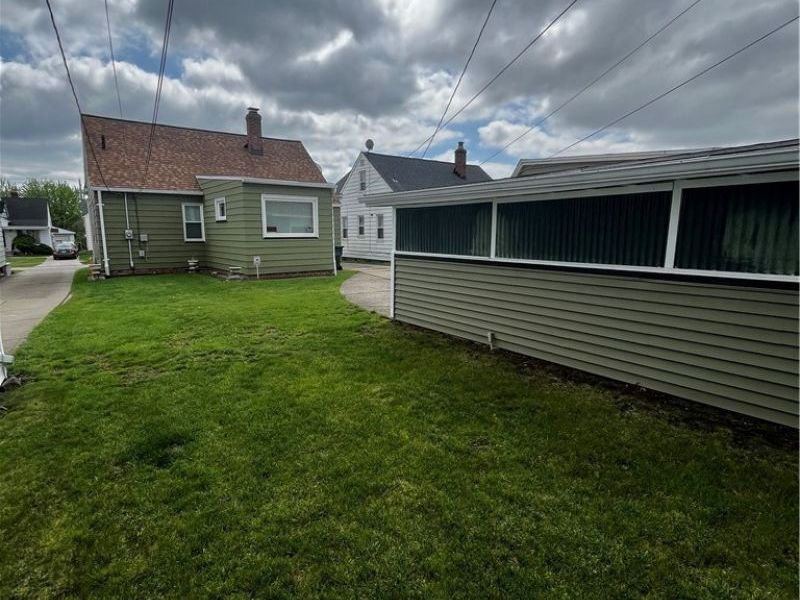 13009 Darlington Avenue , Garfield Heights, OH 44125 Photo 12