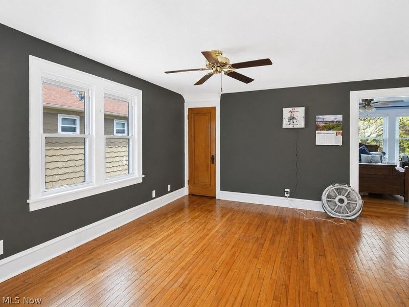 18308 East Park Drive , Cleveland, OH 44119 Photo 29