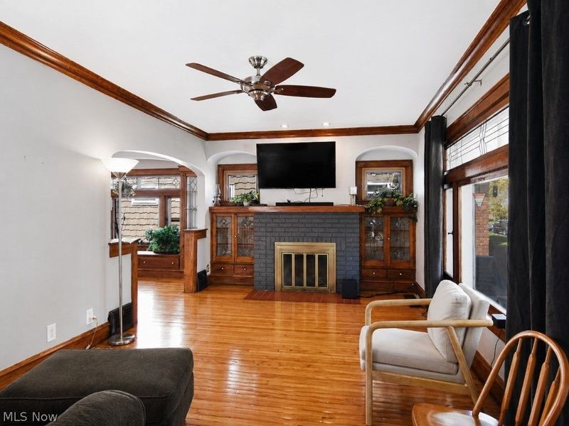 18308 East Park Drive , Cleveland, OH 44119 Photo 5