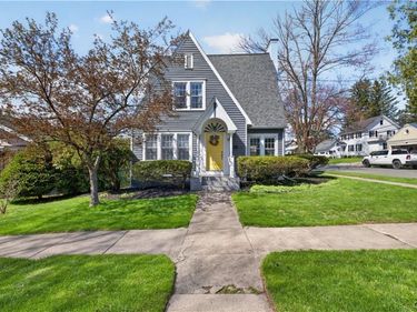 17 Highland Street, Auburn, NY 13021