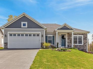 11 Axel Rim Trail, Fairport, NY 14450