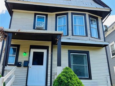 37 Abbottsford Place , Buffalo, NY 14213