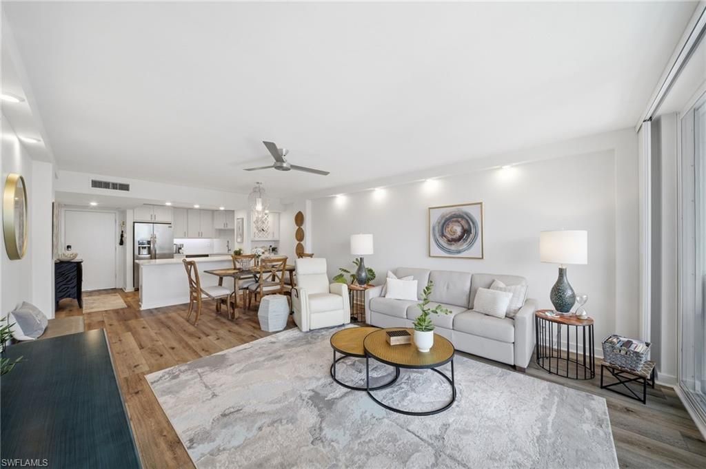 5 Bluebill Ave, Unit 808, Naples, FL 34108 Photo