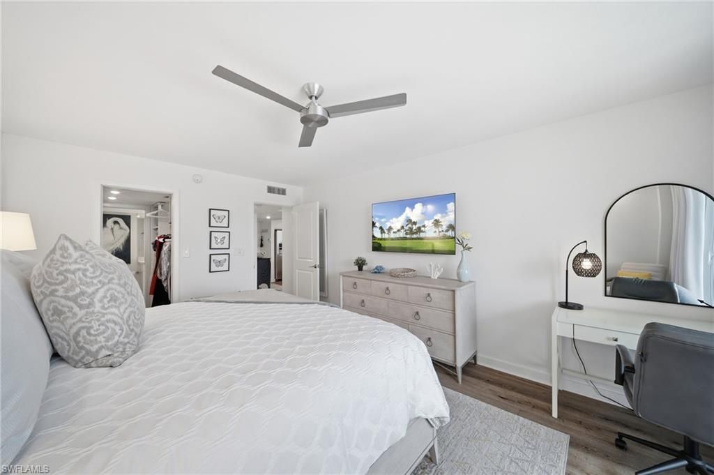 5 Bluebill Ave, Unit 808, Naples, FL 34108 Photo