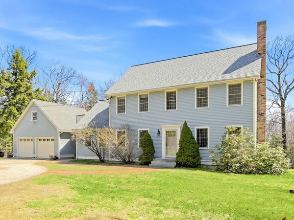 89 Old Centre Road, Deerfield, NH 03037