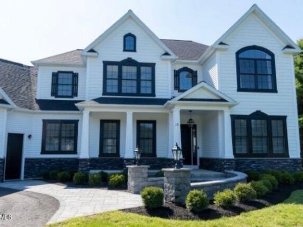 2 Northbrook Drive, Saratoga Springs, NY 12866