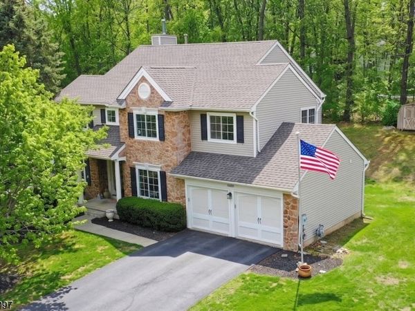 110 Connelly Ave, Mount Olive, NJ 07828