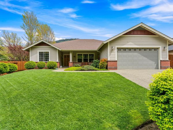 2317 SE Overland Drive, Grants Pass, OR 97527